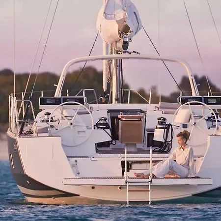 Boat In Gozek Tekne *