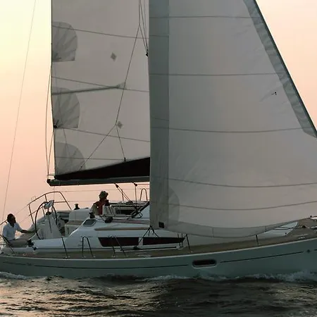 Boat In Gozek Tekne *