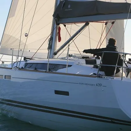 Tekne Boat In Gozek